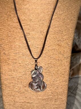 Artisan Iridescent Black Mother-of-Pearl Gourd Pendant Necklace brown leather